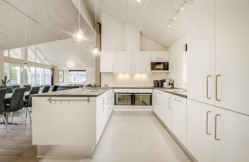 Blavand House | Cozy home in Blåvand with WiFi
