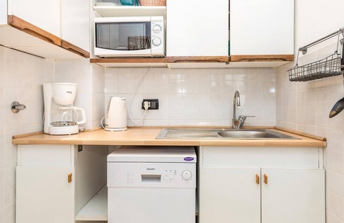 Martina House | Cozy home in Brsec with WiFi