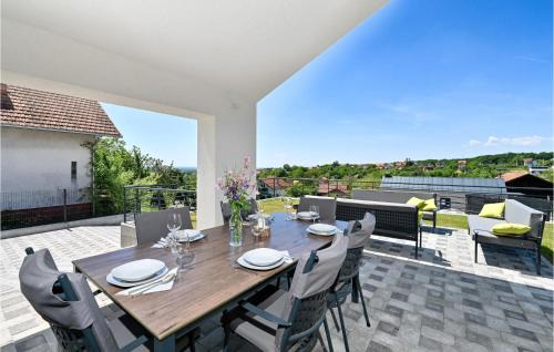Dugo Selo House | Cozy Home In Dugo Selo With Sauna
