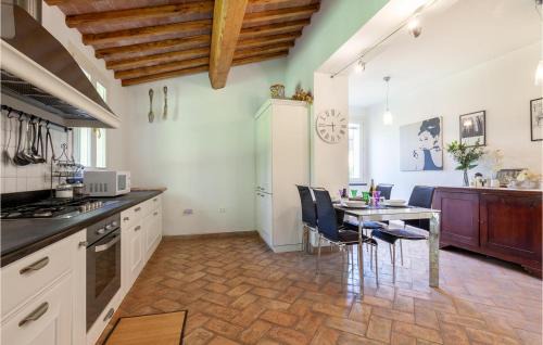 Montecalvoli House | Cozy Home In Pontedera Pi With Wifi
