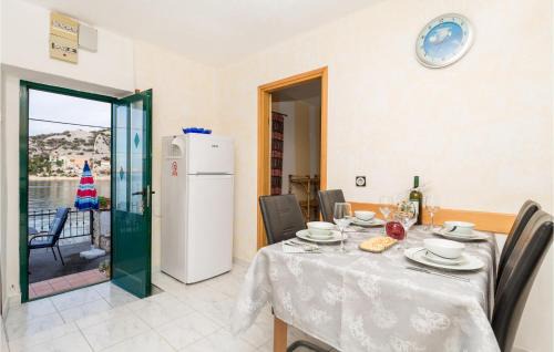 Senj House | Cozy Home In Klada With Kitchen