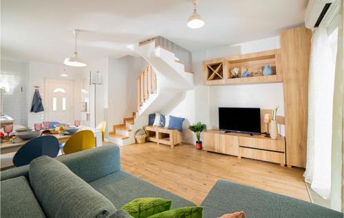 Klimno House | Cozy Home In Klimno With Wifi