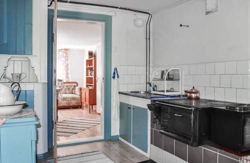 Kristinehamn House | Cozy home in Kristinehamn with WiFi