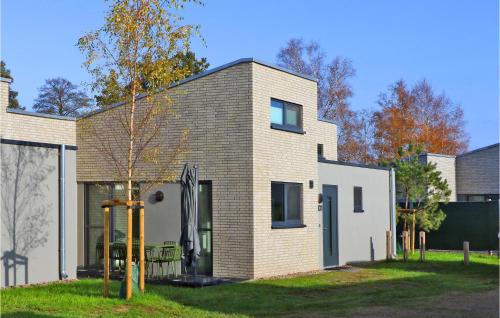 Lembruch House | Cozy Home In Lembruchdümmer See