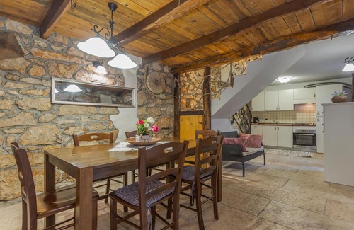 Obrs House | Cozy home in Moscenicka Draga