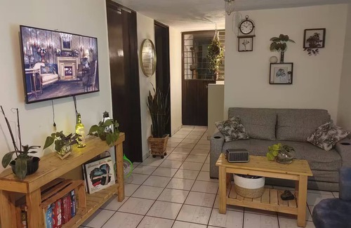 San Pedro Tlaquepaque Apartment | Cozy Home in Gdl - 1 Bedroom with Full Bathroom
