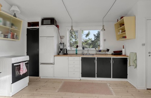 Balka House | Cozy home in Nexø with house sea view