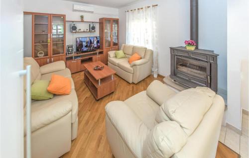 Zupa dubrovacka House | Cozy Home In Plat With Wifi
