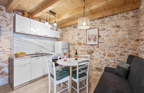 Primosten House | Cozy home in Primosten with WiFi