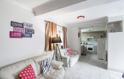 Savignac-sur-Leyze House | Cozy Home In Savignac-Sur-Leyze