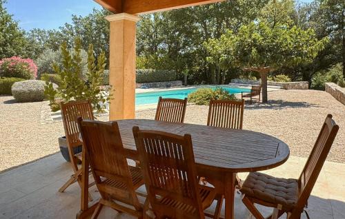 Salernes House | Cozy Home In Salernes With Wifi