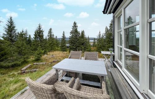 Sjusjoen House | Cozy Home In Sjusjøen With Sauna