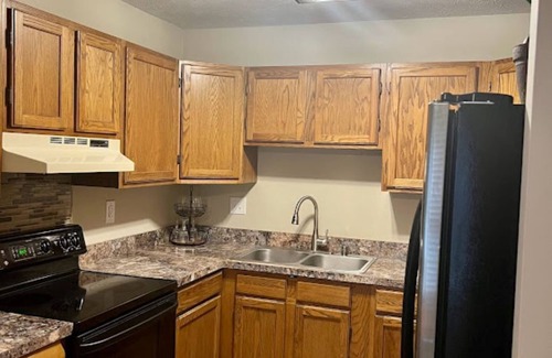Lexington House | Cozy Home in the Hartland Area!