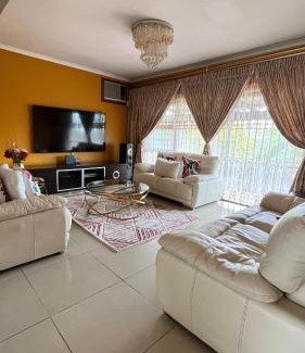 Empangeni House | cozy home in traquil area