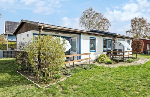Bellin House | Cozy home in Ueckermünde with kitchen