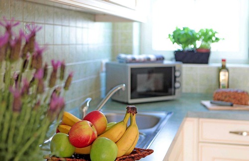 Verchen House | Cozy home in Verchen with WiFi