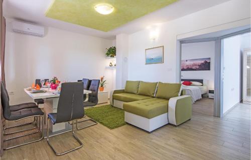 Gajana House | Cozy Home In Vodnjan With Wifi