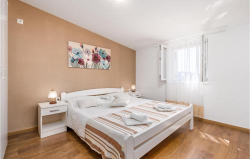 Kustici House | Cozy Home In Zubovici With Wifi