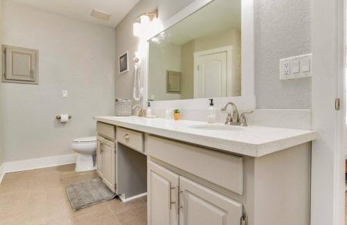 Gulf Breeze House | Cozy Home Minutes to Beaches