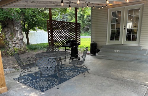 Logan House | Cozy Home Near Campus and Canyon