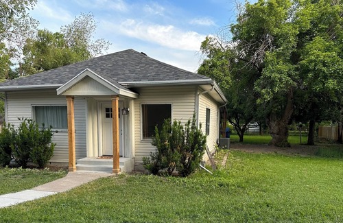 Logan House | Cozy Home Near Campus and Canyon