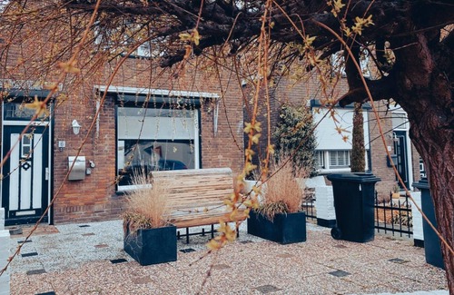 Sint Philipsland House | Cozy home Sint Philipsland with 2 bathrooms (for business trips)