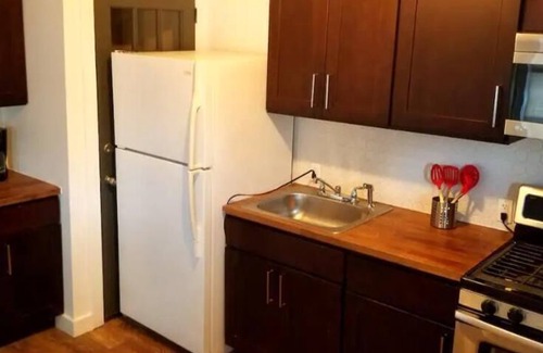 Linden House | Cozy Home very close to NYC