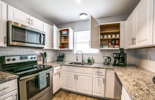 Arena District House | Cozy Home w/Pool, Smart TVs, Near Lackland