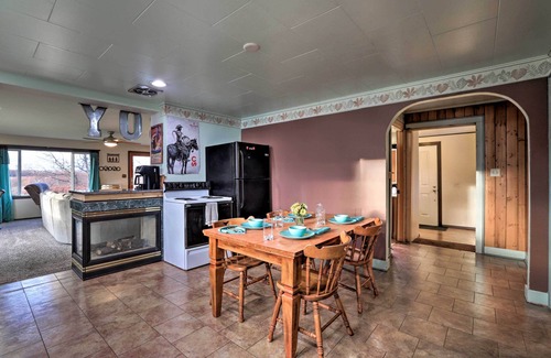 Marietta-Alderwood House | Cozy Home w/Yard -6 Miles to Dwtn Bellingham!