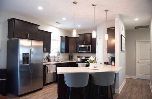 Pembroke House | Cozy Home with Peaceful Patio
