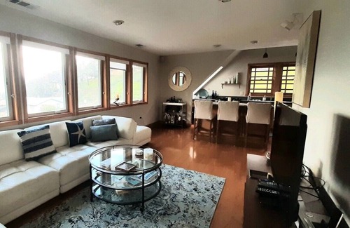 Berryessa Highlands House | Cozy Home with Pool - 5 minutes from Lake Berreyssa