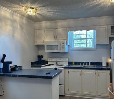 Holly Ridge Resort | Cozy Home with Pool Access in Surf City