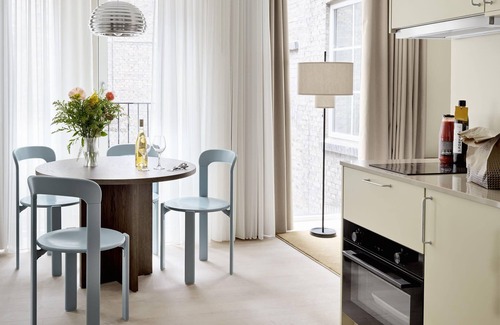 Copenhagen City Centre Apartment | Cozy Hotel Apartment Facing Inner Courtyard