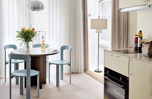 Copenhagen City Centre Apartment | Cozy Hotel Apartment Facing Inner Courtyard