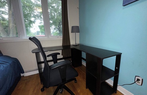Laval House | Cozy house – 6p – Close to Centropolis & Carrefour Laval