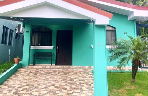 Esterillos Oeste House | Cozy House at Condominio Villas del Oceano