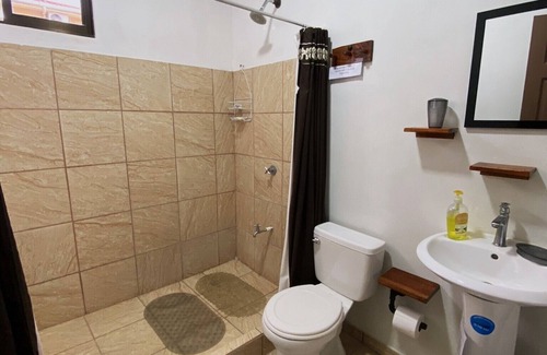 Esterillos Oeste House | Cozy House at Condominio Villas del Oceano