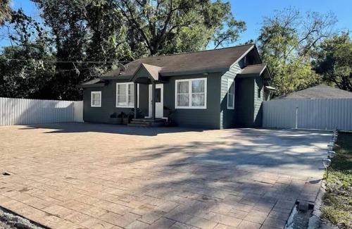 Northside House | Cozy House close To Downtown