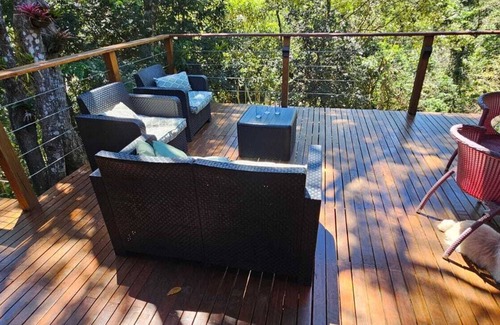 Araras Cottage | Cozy house in the Valley of the Vines. Among the trees, Immersed in nature.