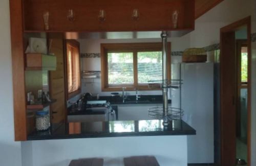 Campos do Jordao Cottage | Cozy house in mountain condominium