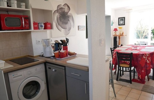 Erdeven Villa | Cozy house in Erdeven, near beach, enclosed garden, pets allowed, private parking