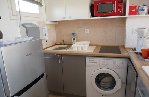 Erdeven Villa | Cozy house in Erdeven, near beach, enclosed garden, pets allowed, private parking