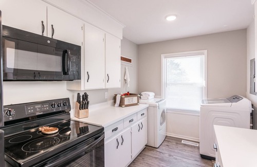 Gallatin House | Cozy House in Gallatin City Limits