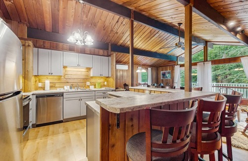 Waterbury Center House | Cozy house in woods w/gas fireplace, partial a/c, deck, bbq, w/d, wifi, kitchen
