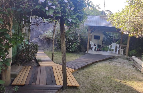 Pantano do Sul House | Cozy house on the beautiful Matadeiro beach, 20 meters from the sea