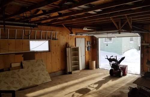 Ramsay House | Cozy House w/Garage - Minutes to Trails & Waterfalls