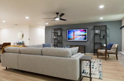 Fountain Hills House | Cozy house w putting green mtn views BBQ