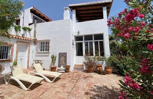 Zahora Villa | Cozy house with beautiful roof terrace and sea view in Zahora. Sleeps 4-6