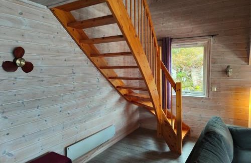 Rolvsnes House | cozy house with boat dock, sauna - FJORDTID