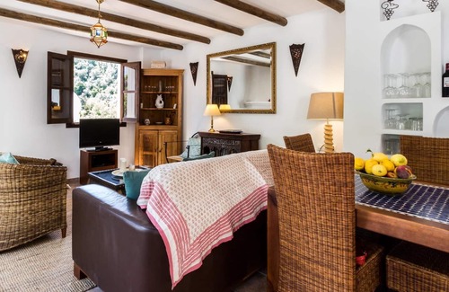 El Valle Cottage | Cozy house with pool